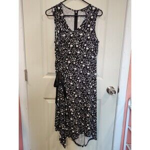 Women's Ellen Tracy Ruched Sleeveless Floral Dress Black White Small NWT
